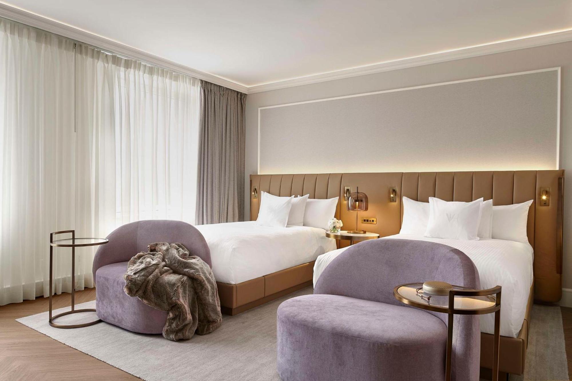 Vogue Downtown, Curio Collection By Hilton 5* Montreal